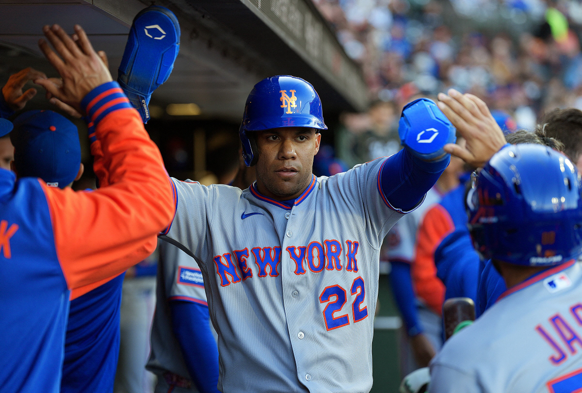 SAN FRANCISCO, CALIFORNIA - APRIL 02: Juan Soto #22 of the New York Mets celebrates with teammates in the dugout after scoring a run against the San Francisco Giants in the top of the first inning at Oracle Park on April 02, 2026 in San Francisco, California. Thearon W. Henderson/Getty Images/AFP (Photo by Thearon W. Henderson / GETTY IMAGES NORTH AMERICA / Getty Images via AFP)