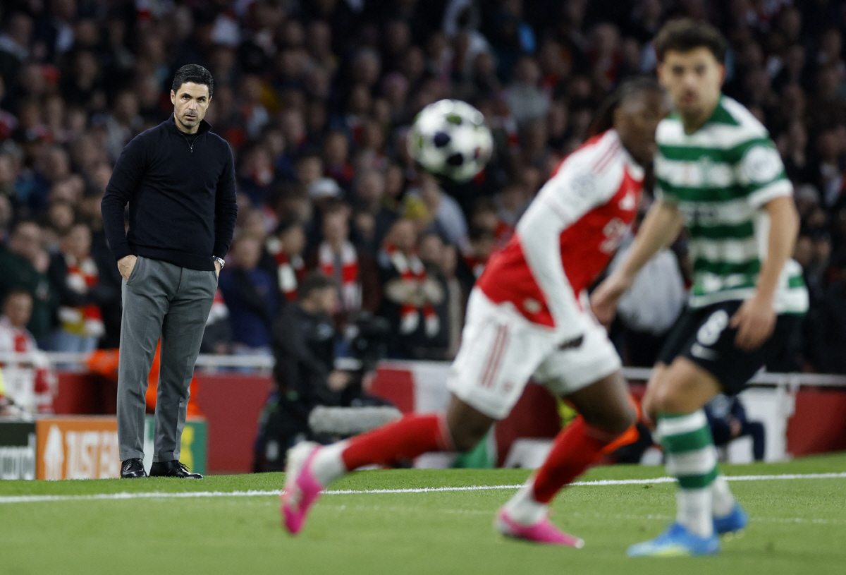 "맨시티전, 스포르팅전처럼 하면 안되는거 알지?" 아스널 레전드 앙리→'맨시티와 6점차' 아르테타 감독에게 날린 경고 메시지