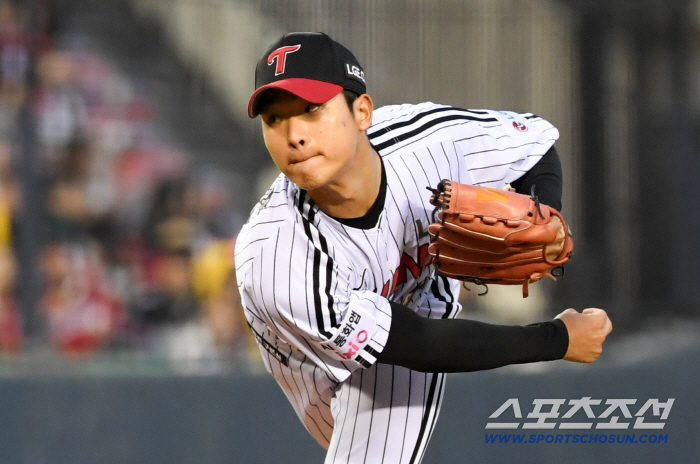 '2G 연속 실점? 문제없다' 153km 사이드암 1이닝 2K 완벽 반등→홀드 공동 1위