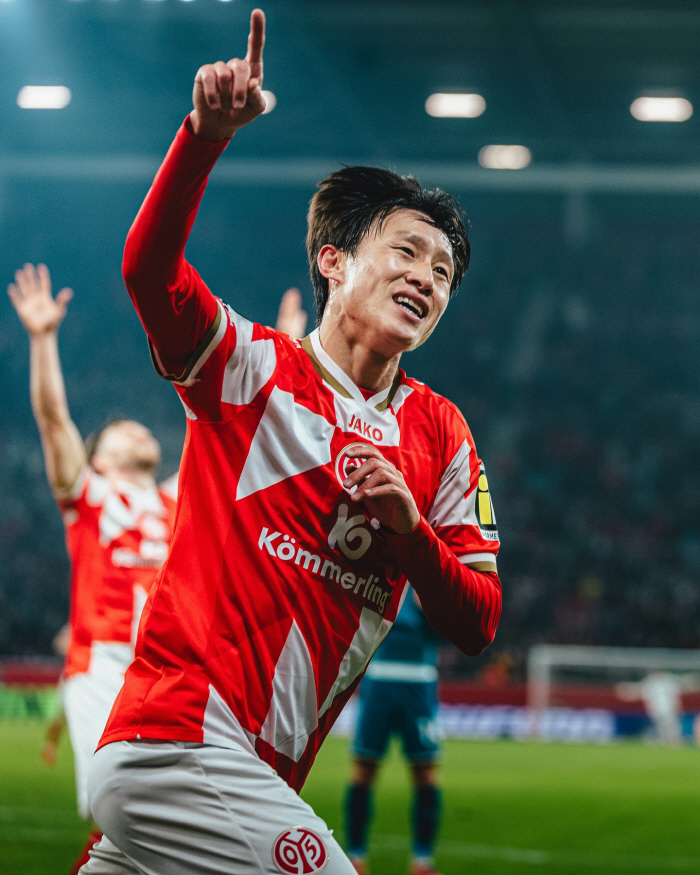 "발가락 부상, 3주 결장 예정" 韓 축구 핵심 이재성, 난투극 휘말릴 뻔! '와르르' 무너진 마인츠, 스트라스부르전 0-4 대패...유로파 4강 좌절