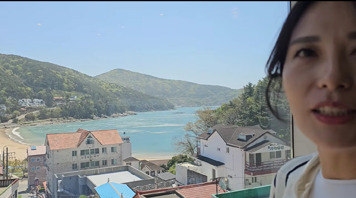 심현섭♥정영림, 결혼 1년 만 거제도 신혼여행 "경기 안 좋아, 외국 말고 국내여행 가라"