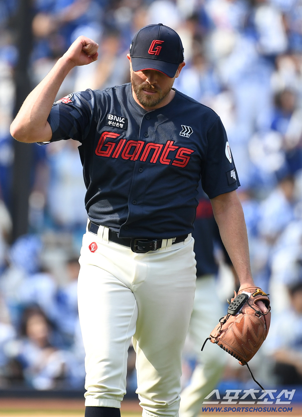 29일 대구 삼성라이온즈파크에서 열린 삼성과 롯데의 경기. 5회 투구를 마치고 주먹을 쥐어보이는 롯데 선발 비슬리. 대구=송정헌 기자 songs@sportschosun.com/2026.03.29/