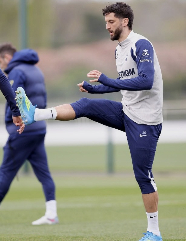 부상을 털고 돌아온 토트넘 벤탄쿠르 캡처=토트넘 구단 SNS