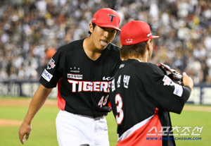 '평균자책점 11점대 투수 맞아?' 156km 강속구, 이의리가 완전히 달라졌다 [잠실 현장]