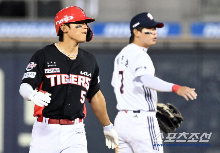 '김도영 진짜 무섭네' 할 말 잃은 박찬호, 같이 뛸 땐 몰랐다...이렇게 무서운 타자였나 
