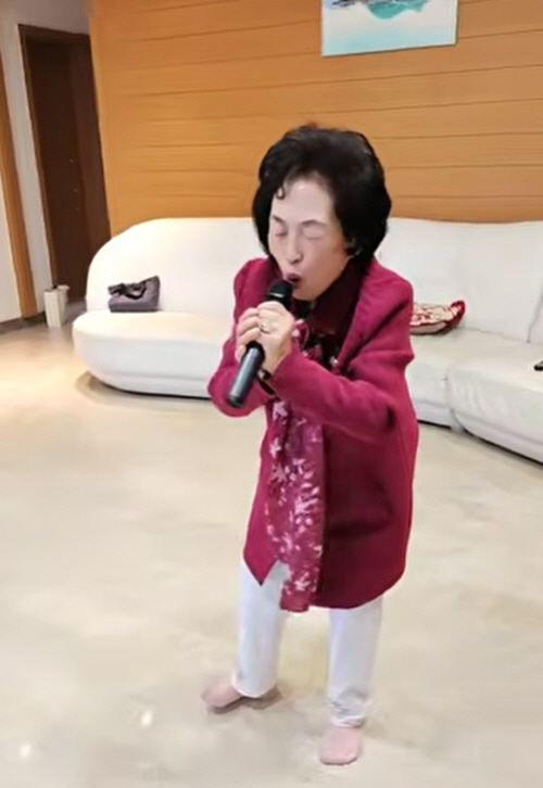 ‘고관절 수술’ 전원주, 몸이 알아서 리듬 타버려..흥 폭발 근황