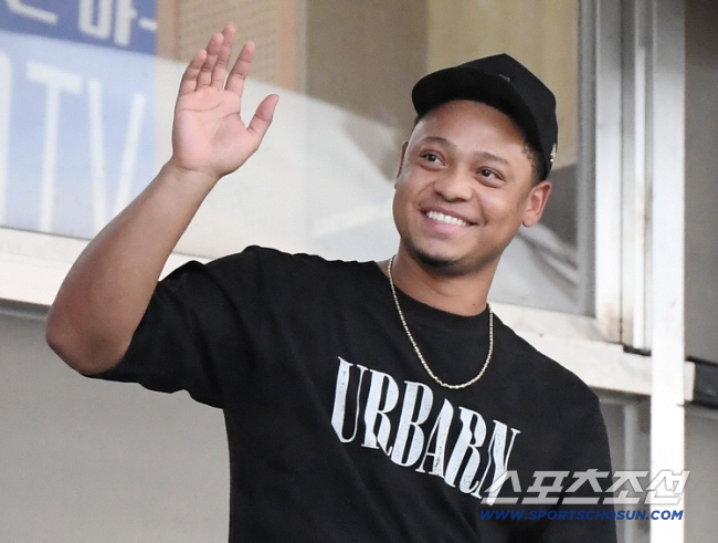 '이럴수가 미국에서도...' 3회까지 무실점→4,5회 홈런 3방. 여전히 한바퀴 돌면 맞네. 에르난데스 트리플A 2패째[ML리뷰]