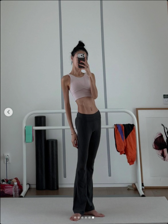 '엄태웅♥' 윤혜진, 극한의 뼈마름 속 '선명한 11자 복근'…"해야지 뭐"