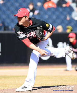 '파죽 8연승' KIA에 덮친 불펜 악재…