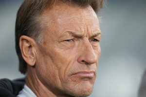 사우디아라비아 축구협회, '과거 KFA와 협상했던' 르나르 감독 전격 경질..