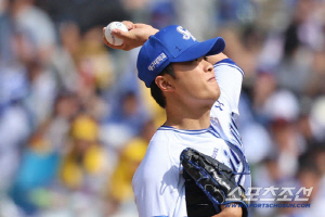 '위기를 기회로 만든 첫승' 헤드샷 퇴장 등판. 출루왕 병살잡고 승리투수라니. 