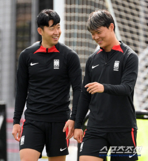 '한국 국대 차기 9번' 오현규 미쳤다, 손흥민 뛰어넘을 韓 공격수 최고 대우 예고...