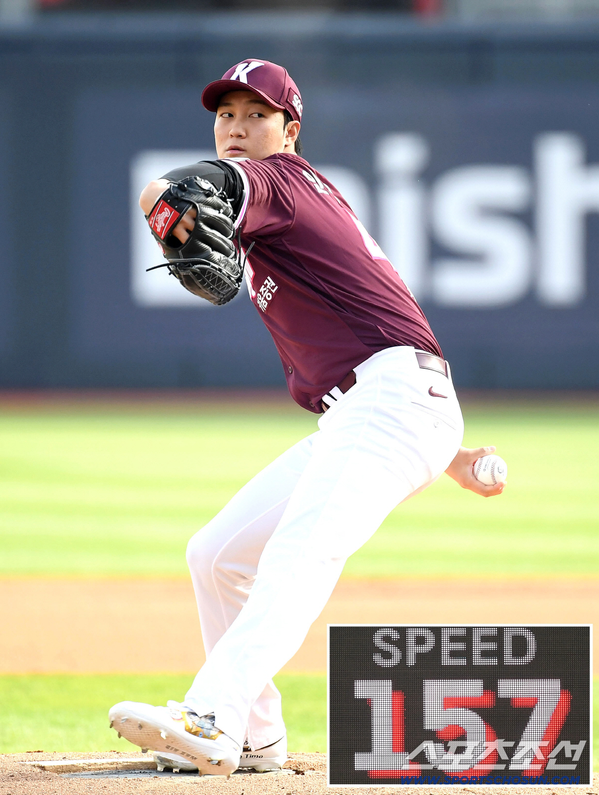 18일 수원 케이티위즈파크에서 열린 KT와 키움의 경기. 선발 투구하고 있는 키움 안우진. 수원=송정헌 기자 songs@sportschosun.com/2026.04.18/