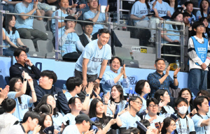 '항공권도 쏩니다' 소노 구단주의 파격적인 팬서비스 화제…창원 원정응원단 대형버스 일부 항공편 무상 제공키로