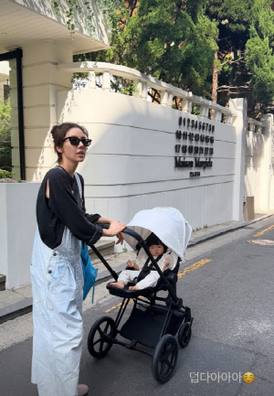 ‘이규혁♥’ 손담비, 편하게 나왔을 뿐인데 '부촌 인증'...집앞 어디길래