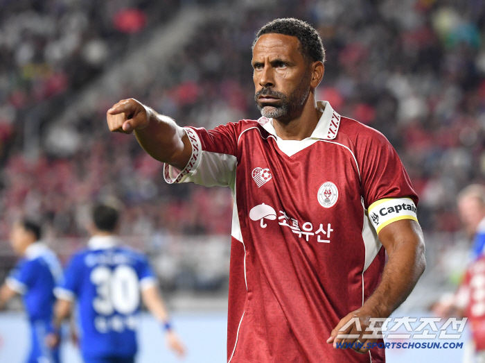 퍼디낸드도 놀란 수원 서포터스의 응원 "비디치와 보고 감탄했다"[현장 인터뷰]