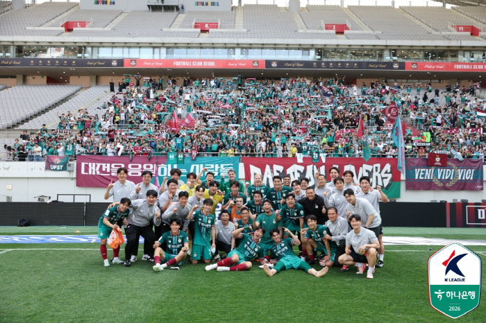 '지독한 아홉수' 뚫고 '눈물의 200승' 황선홍 대전 감독 "이제 시작이다"