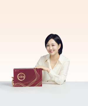 더복력, 전속모델로 가수 장윤정 발탁