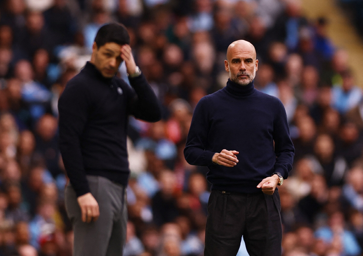 "또 역전우승각?" 맨시티가 아스널을 잡은 현 시점, 슈퍼컴퓨터 예측 EPL 우승팀은 과연...