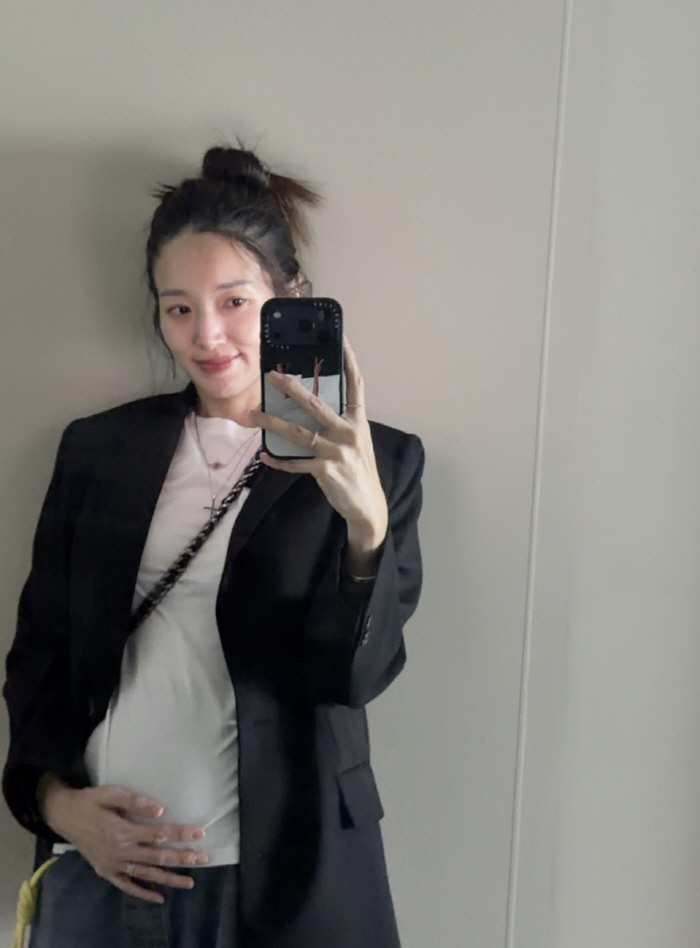 '46세 임신' 김민경, 2세 걱정 폭주 "늙은 엄빠 괜찮을지, 전쟁도 걱정"