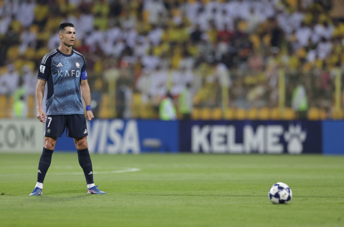 '4경기 4골 폭발' 호날두 몸 상태 최고! '1000호골 대업' 코앞이다…햄스트링 부상→월드컵 무산 우려 극복