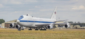 中 유학생, 美 공군기지서 '종말의 날 비행기' 촬영…