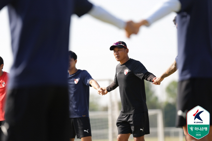 '선두질주' 부산, '조성환의 3년차'는 '과학'이다