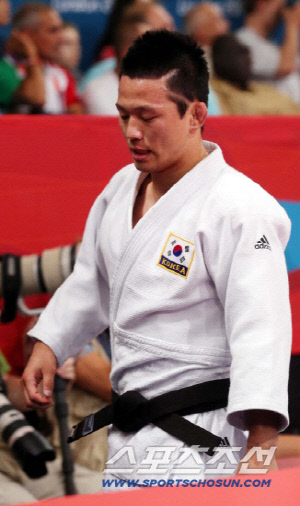 '미성년 제자 성폭행' 왕기춘, 5월 1일 만기 출소…예능계도 유도계도 '영구 퇴출'