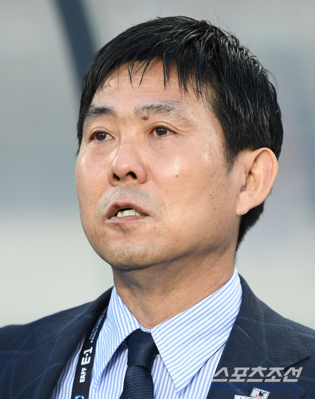 '세계 랭킹 8위' 모리야스 감독 깜짝 고백 "정말 괴로워"...亞 1위도 쉽지 않다, 월드컵 최종 명단 고민 토로