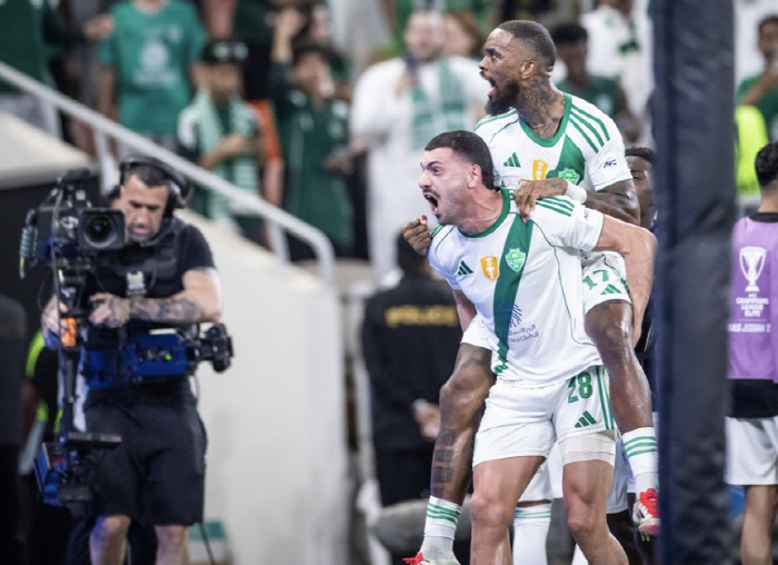 아이반 토니 역전 결승골 폭발! 사우디 알아흘리, 아시아챔피언스리그 엘리트 결승 선착..日 비셀 고베 1-2 역전패