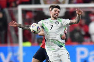 손흥민에 밀려 토트넘서 버렸는데→'인생 대역전' 유럽 최고 스트라이커 역대급 충성심, '2부' 토트넘도 괜찮다 