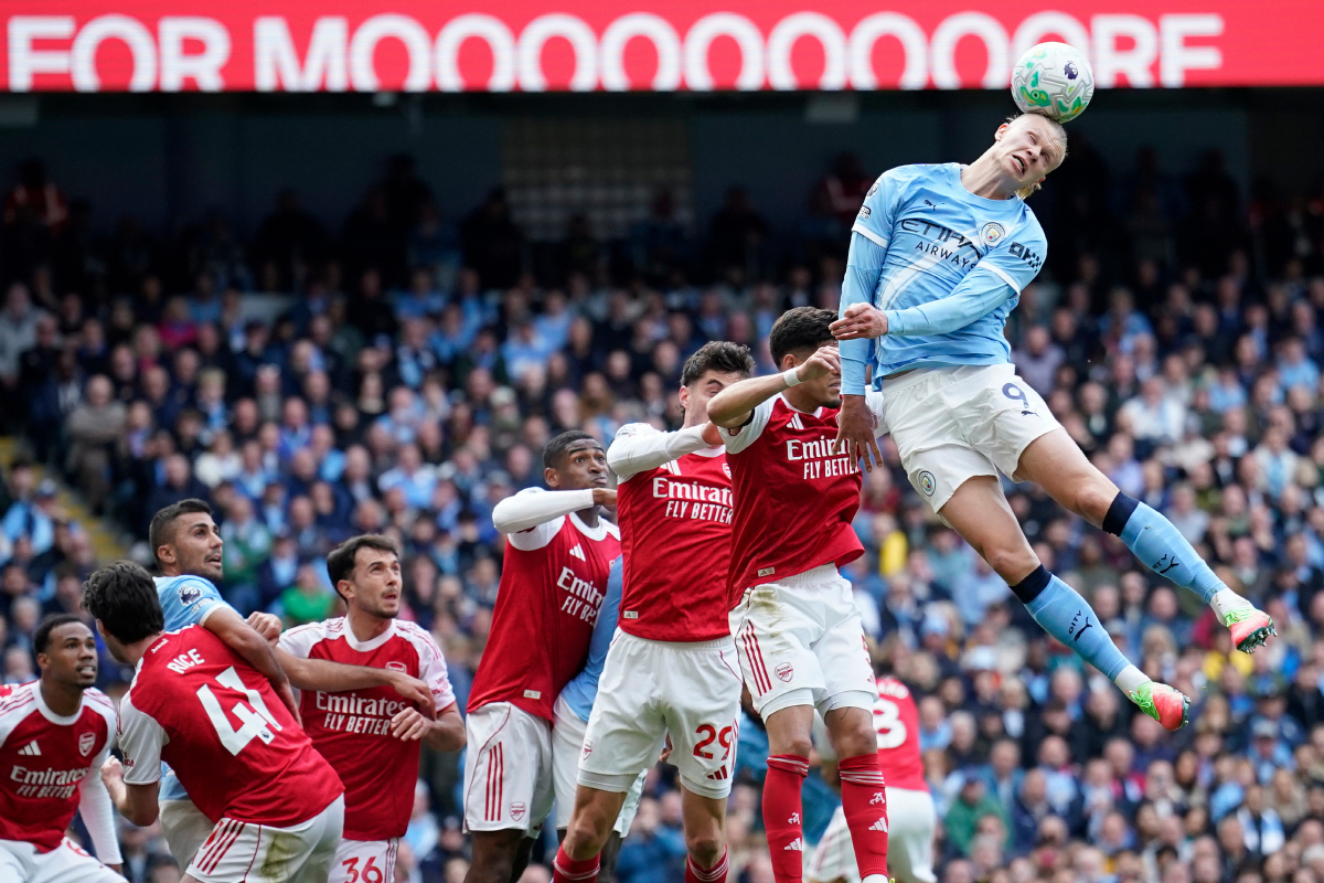 "소 심장 먹고 적색광 샤워,겨드랑이 제모" 아스널 잡은 홀란, 괴물 피지컬 뒤 '6000kcal 광기의 루틴'