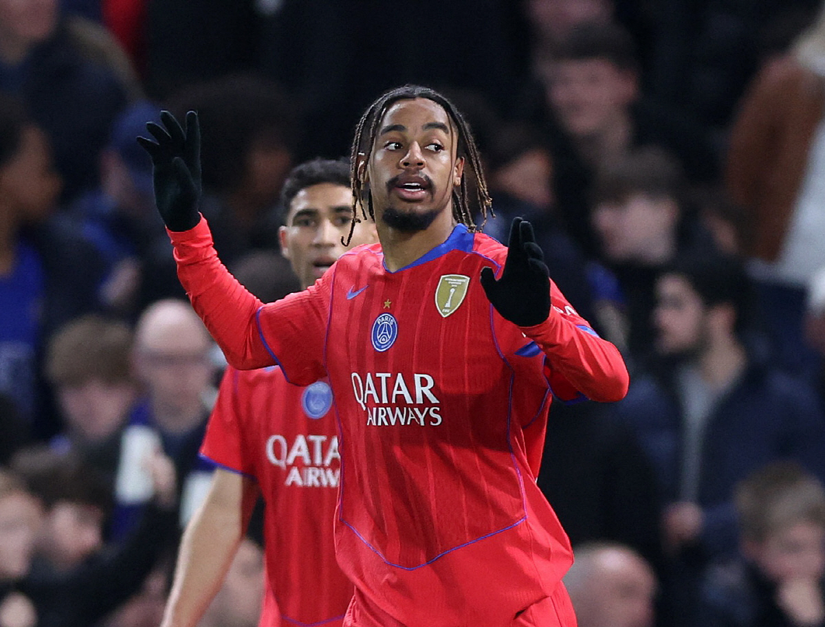 Soccer Football - UEFA Champions League - Round 16 - Second Leg - Chelsea v Paris St Germain - Stamford Bridge, London, Britain - March 17, 2026 Paris St Germain's Bradley Barcola celebrates scoring their second goal REUTERS/David Klein