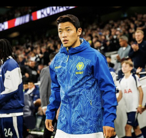 '연봉 72억' 황희찬, '2부 추락' 울버햄튼이 담기엔 '비싼 몸'…'2골→초라한 스탯', 빅리그 머물 수 있을까