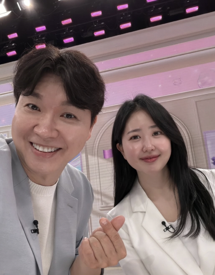 "돈방석 앉았다" 박수홍♥김다예, 홈쇼핑 전량 매진 '연일 겹경사'