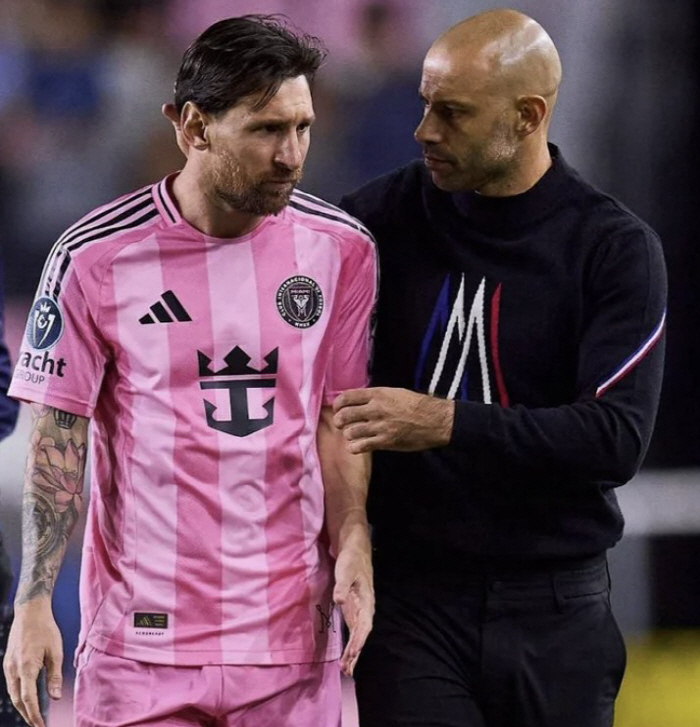 '손흥민 우승 도전 대형 변수' MLS 뒤흔든 감독-선수 충돌 루머 "마스체라노, 메시와 불화로 떠났다"