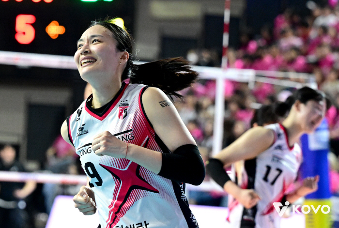 [공식발표] '미아 표승주 전격 흥국생명행' 정관장, 1R↔2R 지명권 맞교환…염혜선·이선우 내부 FA 계약 완료