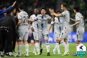 [현장리뷰]이동률 역전 결승골 폭발! 인천 '전주성'에서 무려 11년 만에 승리.. 전북 2-1 격파
