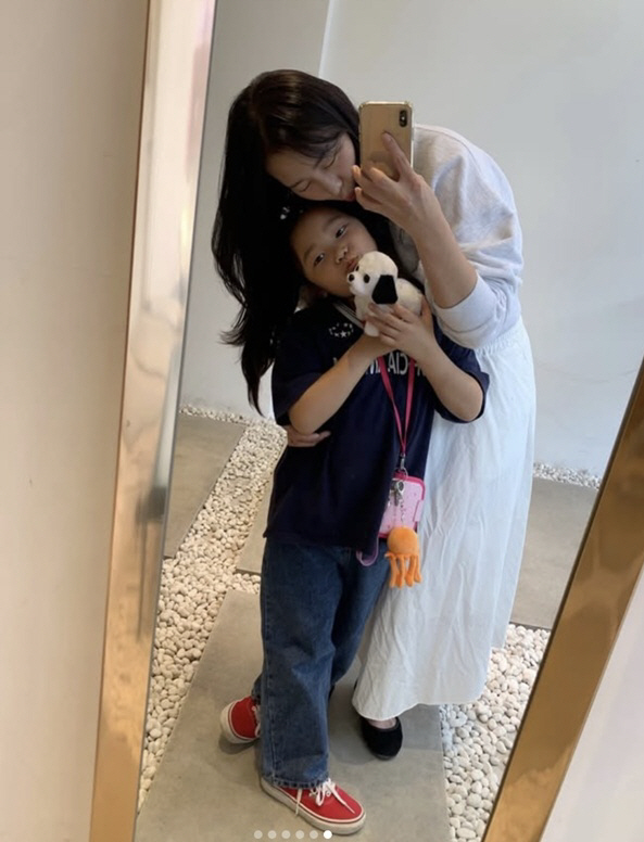 최고기 PD여친, 딸까지 품었다 "솔잎이 좋은 보호자 될 것" 고백