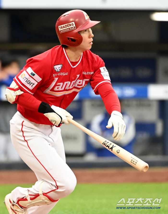 조병현 44구 역투+박성한 44년 대기록 SSG, '원태인 소동' 삼성 1위 압수! → 연장 접전 끝에 5-4 승리 [대구 현장]