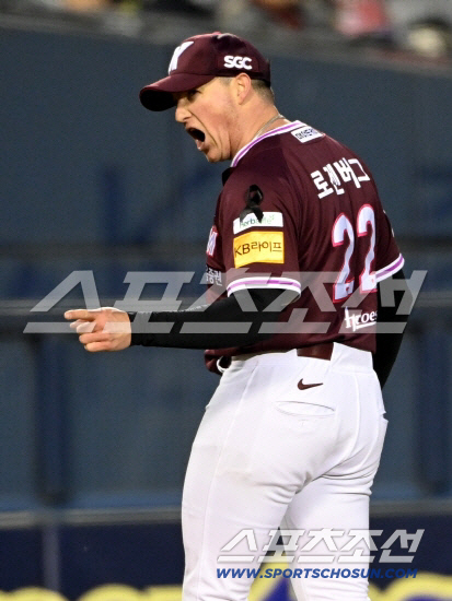 와일스 이탈은 전화위복?…'수술대 올랐던 1선발의 귀환' 로젠버그→완벽한 플랜B 될까