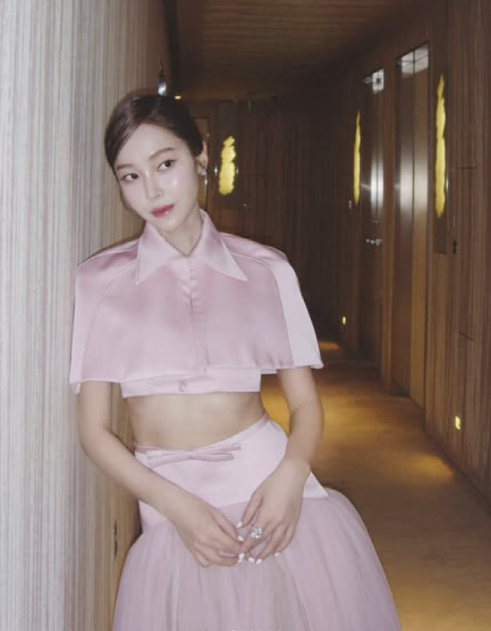 제시카, 소녀시대 노래 부르다 눈물…"탈퇴 후회하냐" 쏟아진 추측