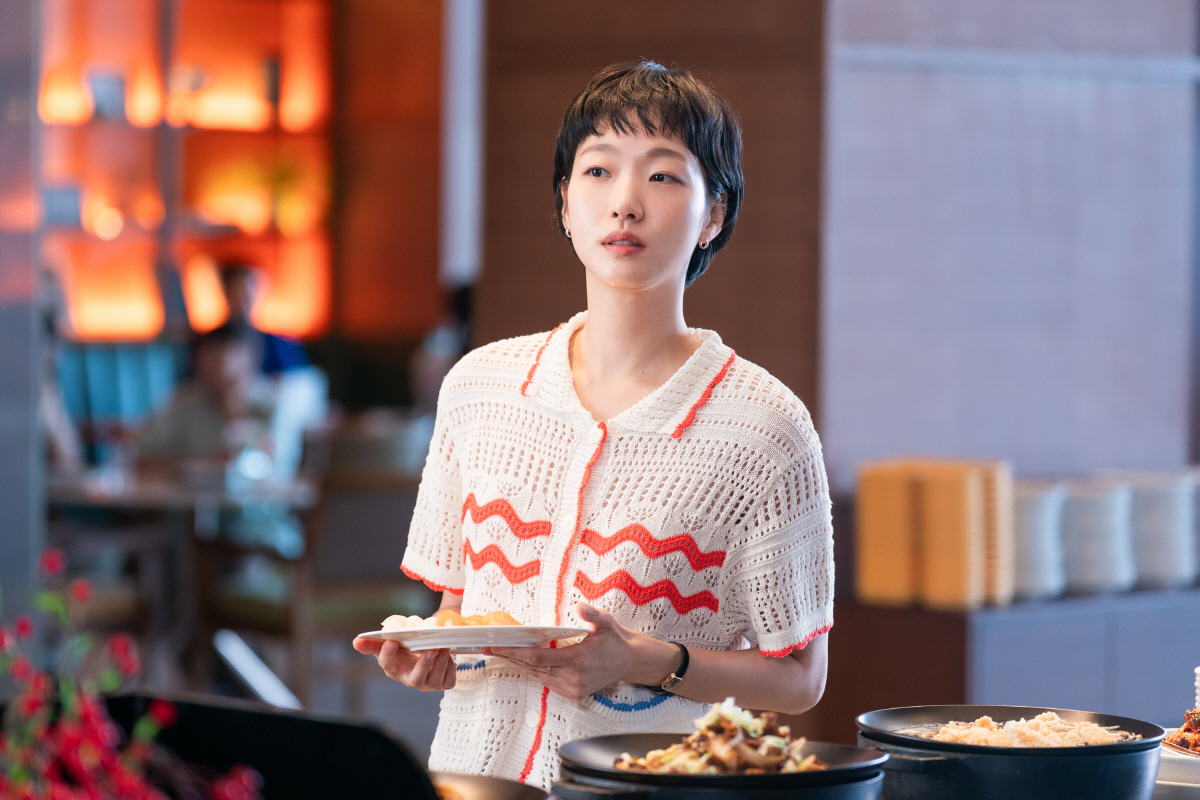 "나대지 마, 심장아"…김고은, '유미3'서 펼친 '어른 짝사랑'의 설렘