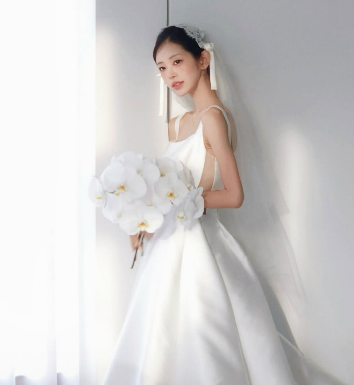 '96kg→41kg' 최준희, 가봉해도 흘러내리는 드레스 "보조제 부작용인가"