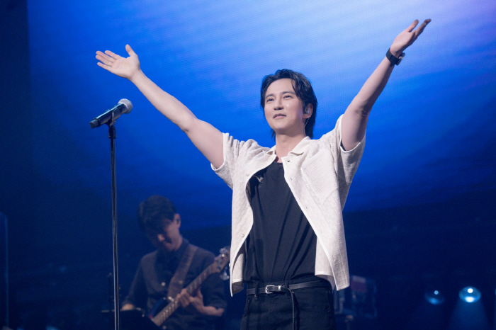 "신칸센 타고 돌아가야 하는데"…김남길, 日팬미팅도 2일간 540분 '조기 종료' 공연