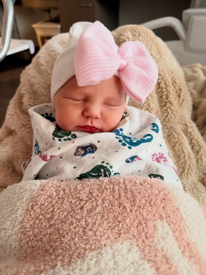 사랑스러운 딸 낳았습니다! 출산 휴가 다녀온 LAD 프리먼…신인 워드의 짧은 MLB 데뷔전 끝→트레이드 유력 후보