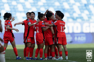 아시안컵 4강→FIFA 시리즈 '무승' 마감...'기쁨과 숙제' 교차한 한국 여자축구, 2026년 첫 FIFA 랭킹 19위...'亞 제패' 일본 5위 등극