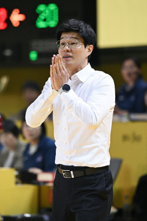 [현장인터뷰] 박지수 없는데 완패...하상윤 삼성생명 감독 