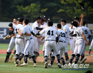 '초대박' 계약금 최대 25억 예상! 日도 제쳤다, 광주일고 에이스 ML 직행