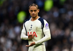 '미친 세리머니' 후 비난 폭주, 손흥민 7번 내팽게치고 떠날까...토트넘 탈출 가능성 급부상 